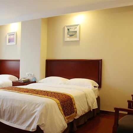 שניאנג Greentree Inn Beihang Commercial Street Express Hotel מראה חיצוני תמונה