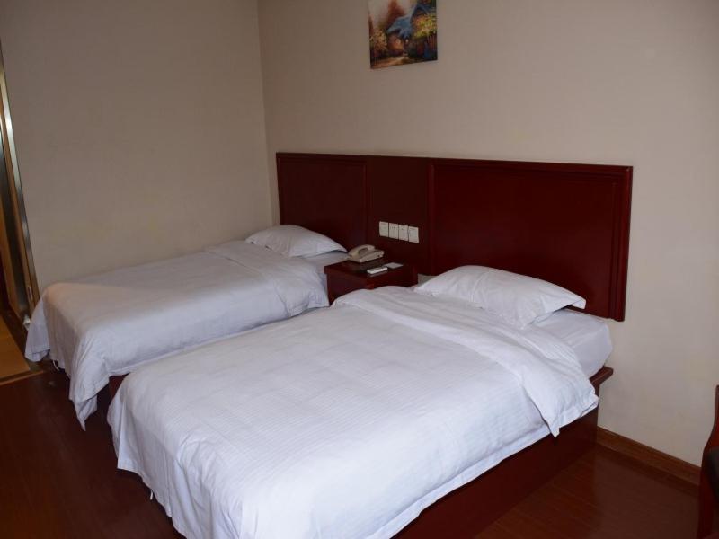 שניאנג Greentree Inn Beihang Commercial Street Express Hotel מראה חיצוני תמונה