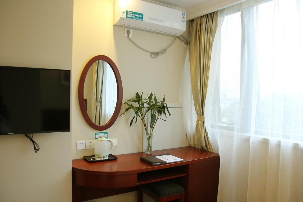 שניאנג Greentree Inn Beihang Commercial Street Express Hotel מראה חיצוני תמונה