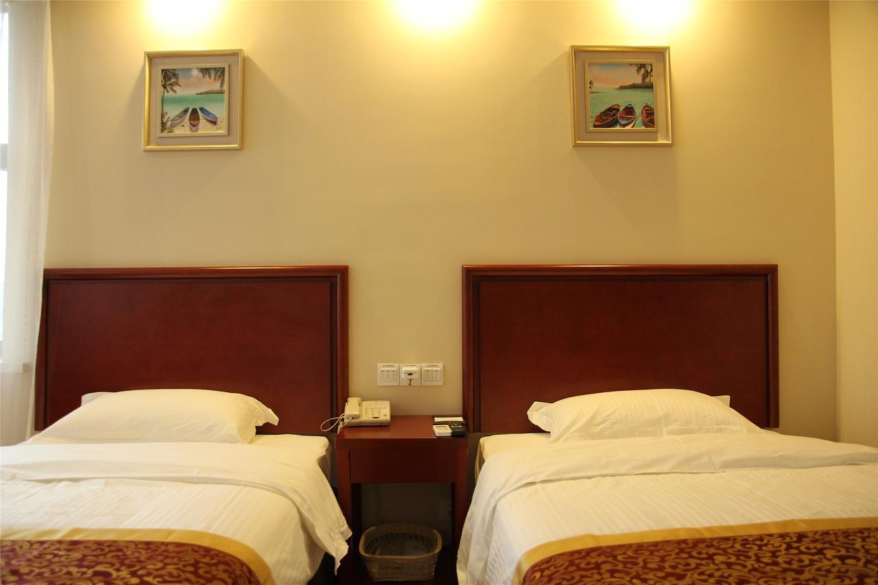 שניאנג Greentree Inn Beihang Commercial Street Express Hotel מראה חיצוני תמונה