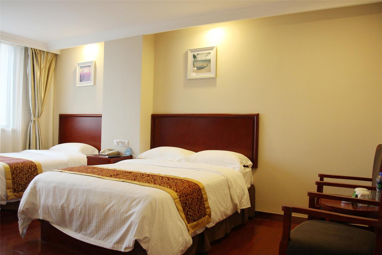 שניאנג Greentree Inn Beihang Commercial Street Express Hotel מראה חיצוני תמונה