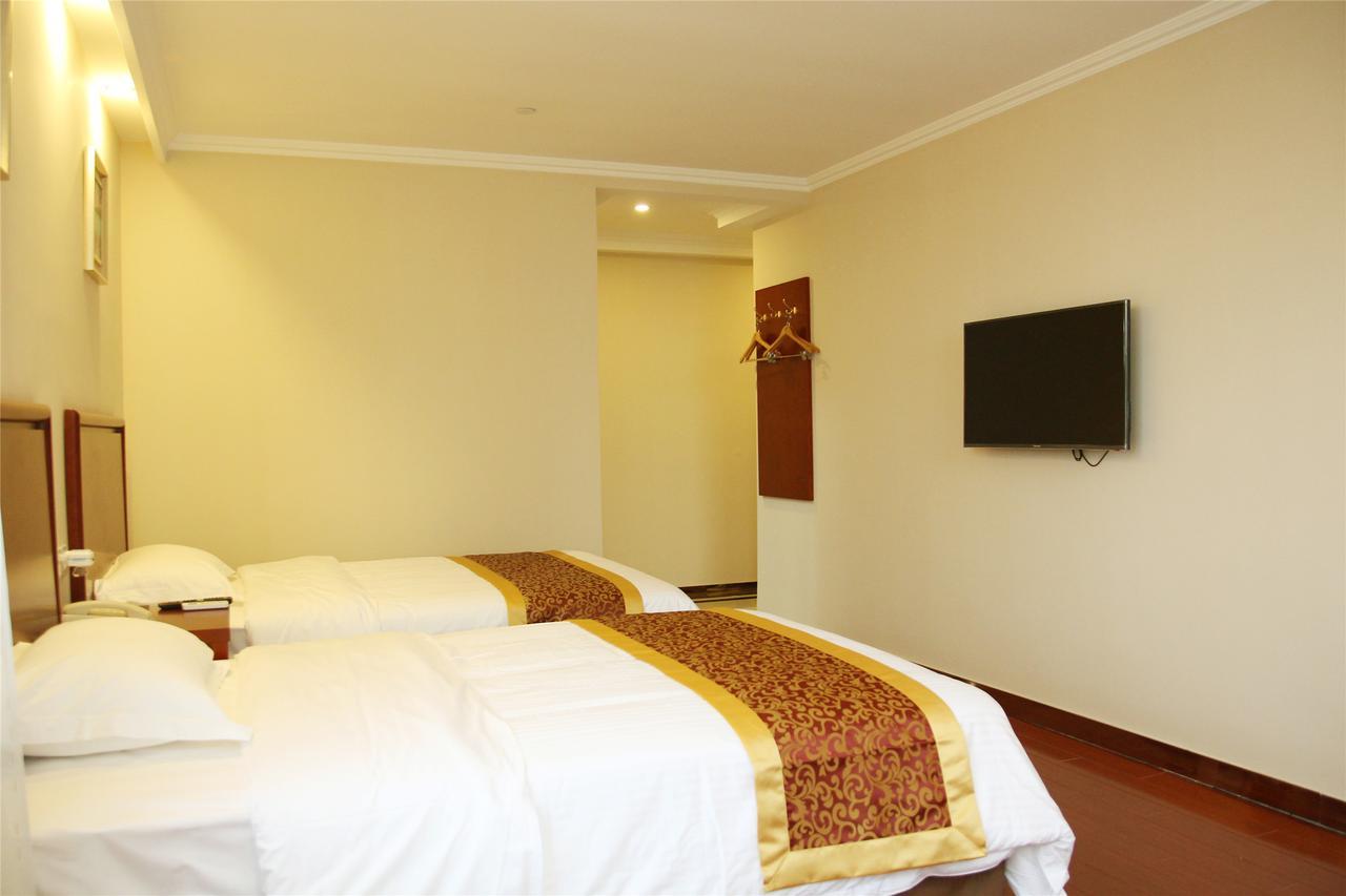 שניאנג Greentree Inn Beihang Commercial Street Express Hotel מראה חיצוני תמונה