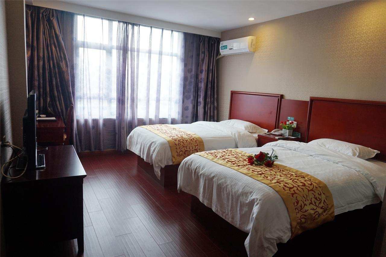 שניאנג Greentree Inn Beihang Commercial Street Express Hotel מראה חיצוני תמונה